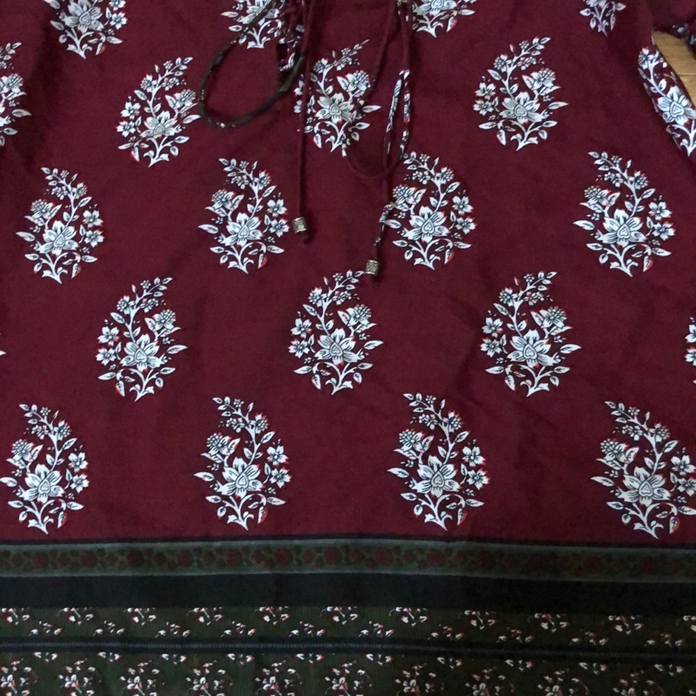 Off the shoulder top - Picture 3 of 3